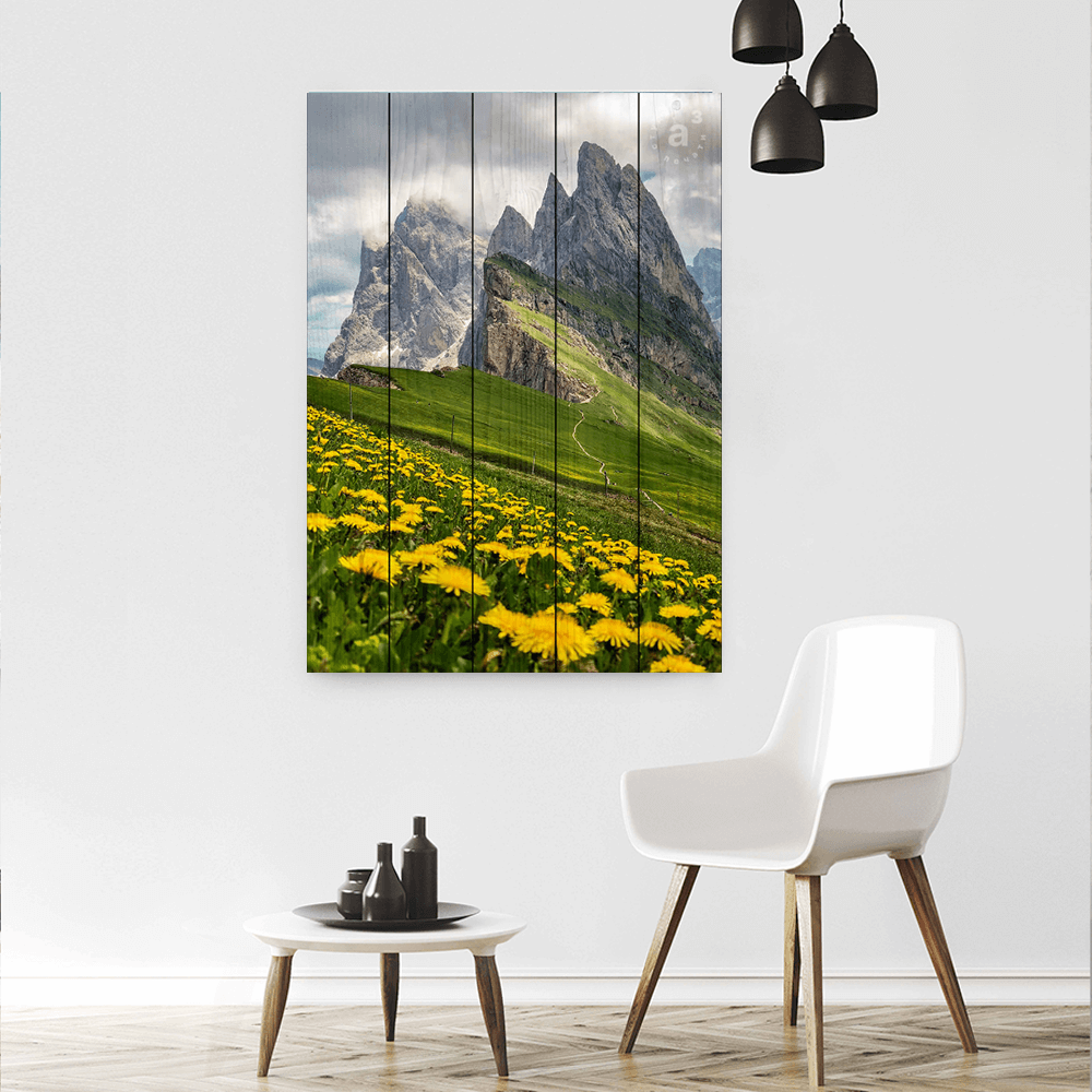 Картина «Цветы в горах»