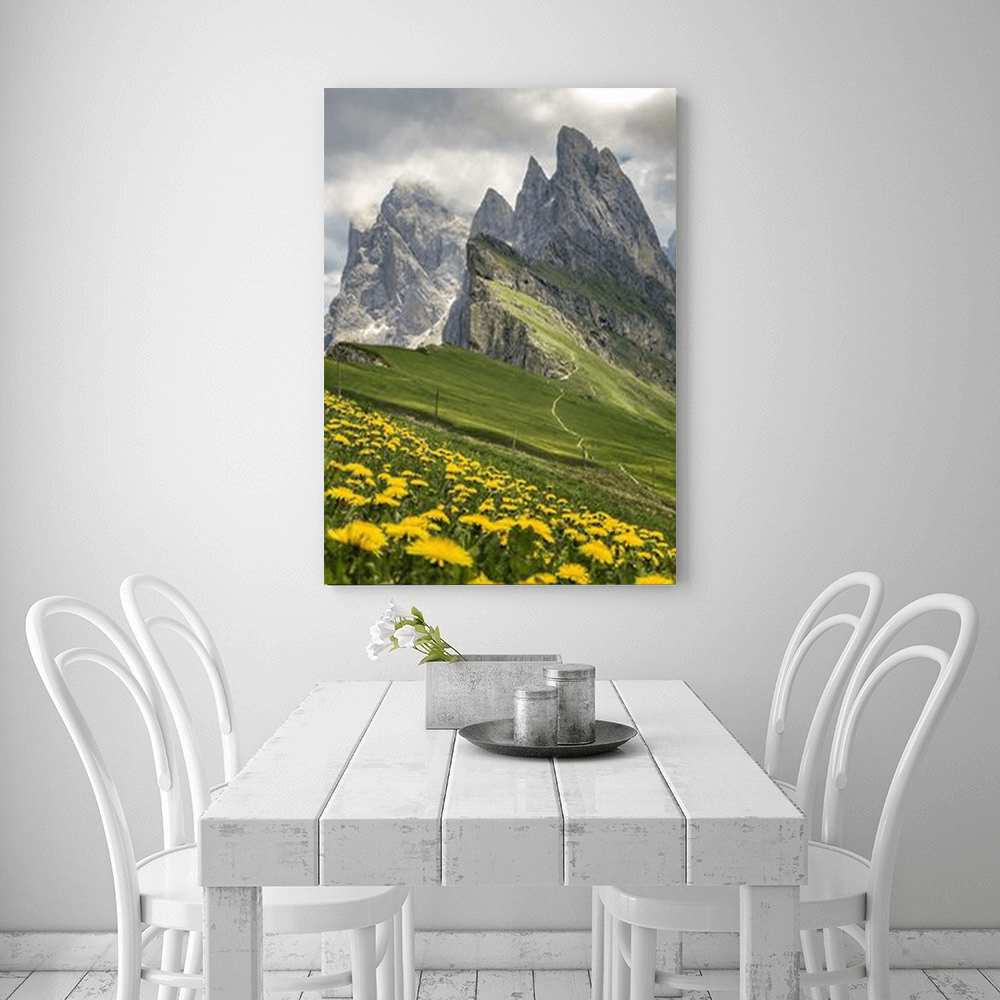 Картина «Цветы в горах»