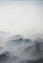 «Туман в горах» интерьерная картина на натуральном холсте